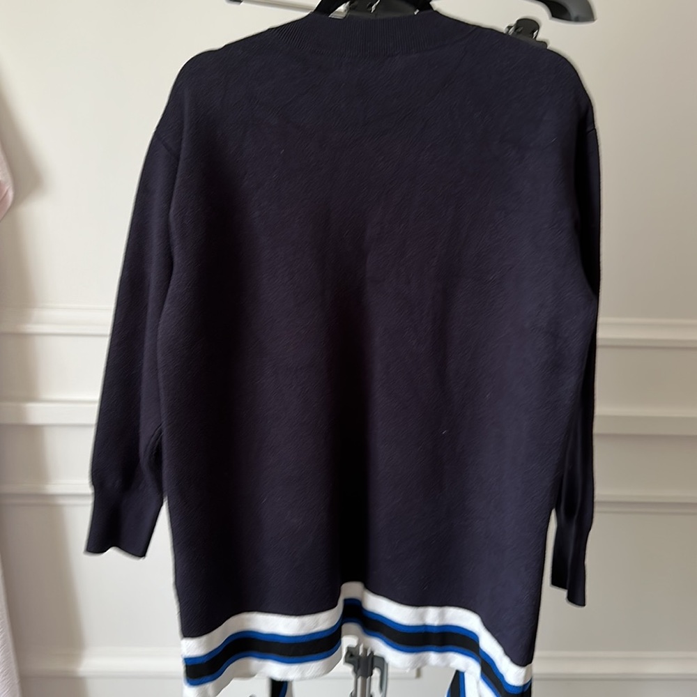 Sweater - Picture 3 of 3